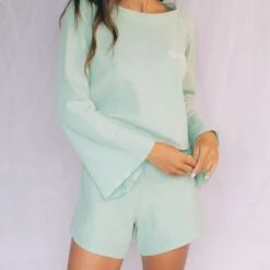 Bia Short Matcha -Other || Traffic People Shop bia short matcha 2190fcc555ba8ed4549c56aff485f9cf