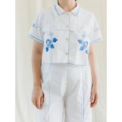 Blue Embroidered Floral Summer Crop Top & Pants Set -Other || Traffic People Shop hand embroidered blue floral crop top pants set c0d1e051ca2c89f638541b767b009bd1