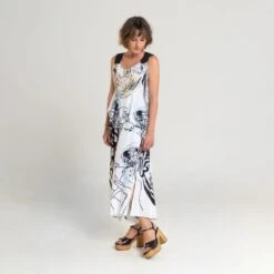 Iris Printed Top White -Other || Traffic People Shop iris printed top white c1eb2651a69794dc7fab7d8c7fe5cd2d