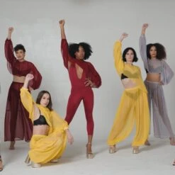 Margot F Yellow Crop Top -Other || Traffic People Shop margot f yellow crop top a7af361c162589e1cd07d13482c2bcac