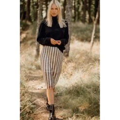 Bright Skirt -Other || Traffic People Shop mgg7mfbsv3glveoepv4g