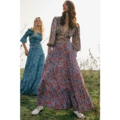 The Sky High Waisted Maxi Skirt Floral Explosion Blue -Other || Traffic People Shop ocfamv5f5hmnxp2p7vsk