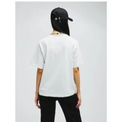 Earth Embroidered Organic Cotton T-Shirt White -Other || Traffic People Shop oej9ndzzqpoqooqkkgky