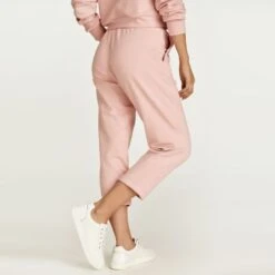 Pink Cropped Sweatpants -Other || Traffic People Shop pzjcm7gztmaofepheeyq