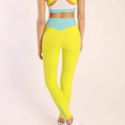 Tight Falmouth Apple Green -Other || Traffic People Shop tight falmouth apple green 023a4f167d0ad0e9209a872e5a57197a