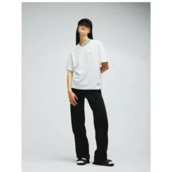 Earth Embroidered Organic Cotton T-Shirt White -Other || Traffic People Shop uf1n1pmpbyogrgblhmiv