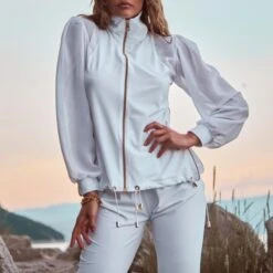 Panacea Top With Golden Details White -Other || Traffic People Shop vf025dxlyugc6e2pifsk