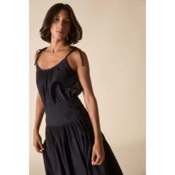 Winona Skirt - Black -Other || Traffic People Shop winona skirt black a014134ae0fd407592a6159ca650f700